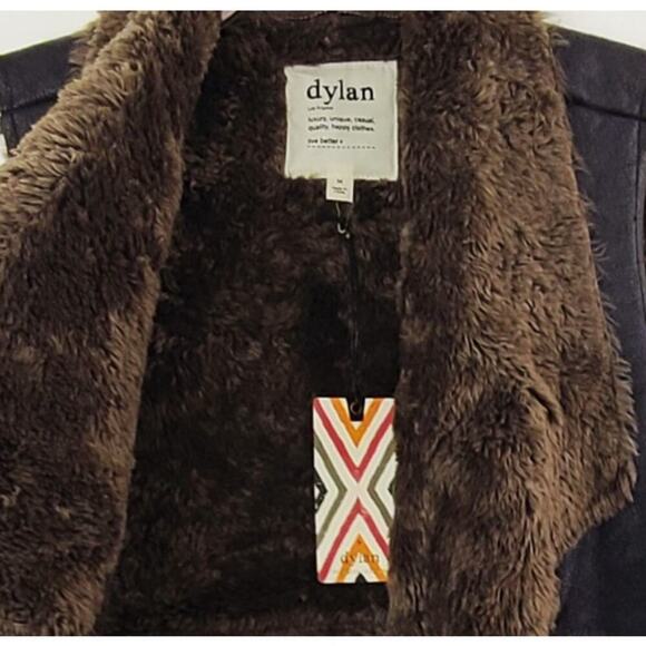 New Dylan Women's Cozy Faux Leather Fur Trim Snap Vest - Picture 5 of 7